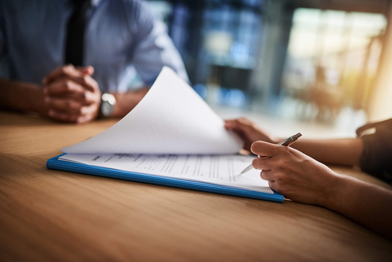 As diferenças entre as apólices de seguro do evento e os importantes seguros de responsabilidade civil profissional (E&O)