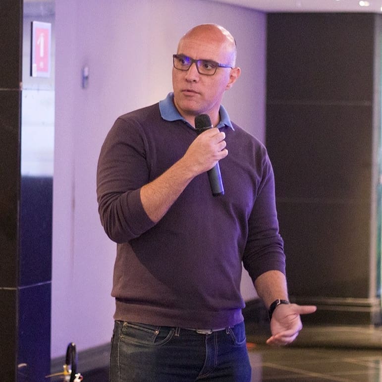 Rodrigo Cesar, conheça a história do nosso Mentor para a Industria de Entretenimento